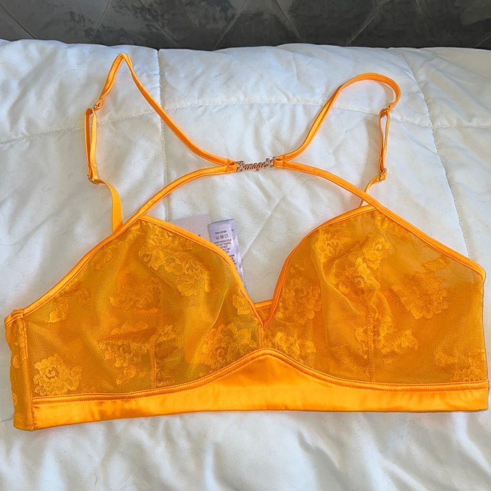 BRAND NEW WITH TAGS SAVAGE X FENTY SILK BRA